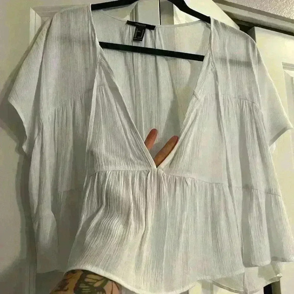 Forever 21 top tshirt crop top - Picture 5 of 5